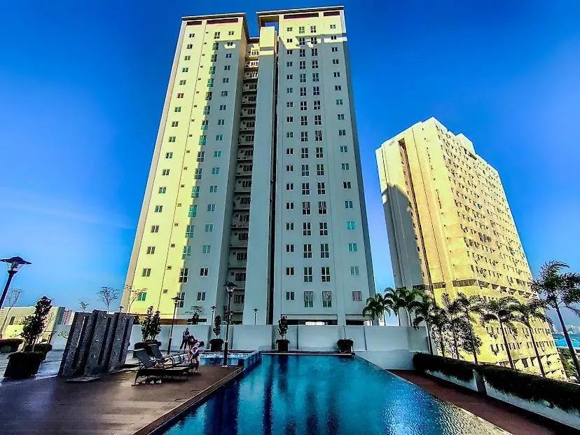 Straits Garden Suites By Yen'S Sojourn George Town Apartment