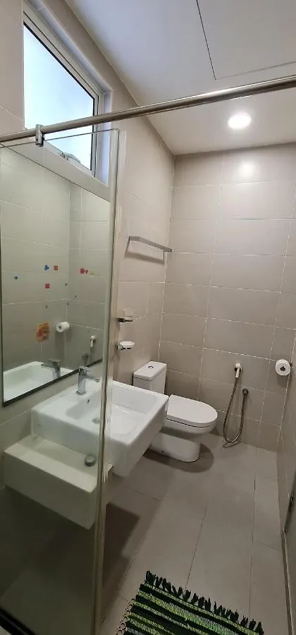 Apartment Straits Garden Suites By Yen'S Sojourn George Town