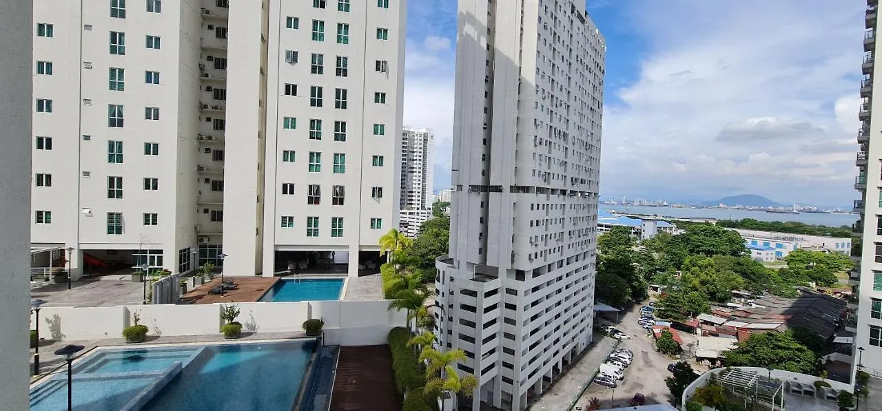 Apartment Straits Garden Suites By Yen'S Sojourn George Town