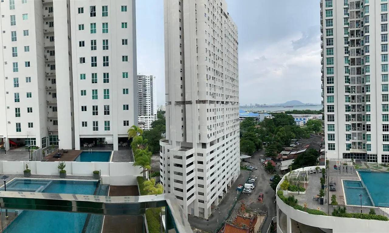 Straits Garden Suites By Yen'S Sojourn George Town Malaysia